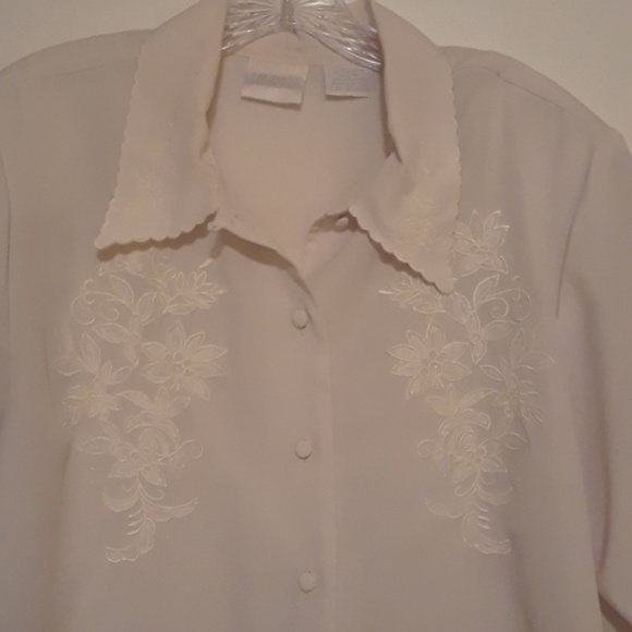 Blair Boutique  button down blouse - Picture 2 of 4